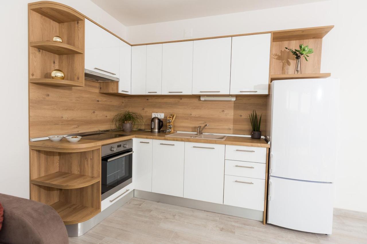 Apartmani Villa Paulo Stari Grad Kültér fotó